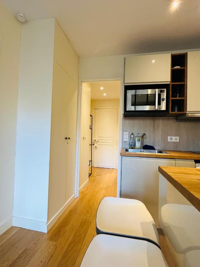 Dream Dwell Paris -Studio With Balcony 800M To Trocadero And Tour Eiffel Екстер'єр фото