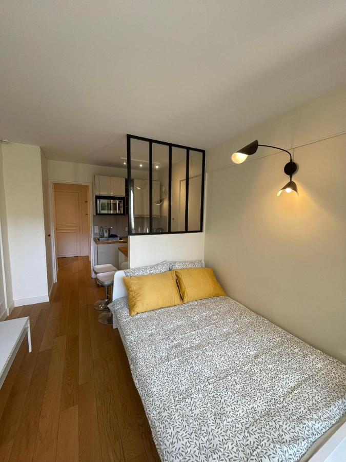 Dream Dwell Paris -Studio With Balcony 800M To Trocadero And Tour Eiffel Екстер'єр фото